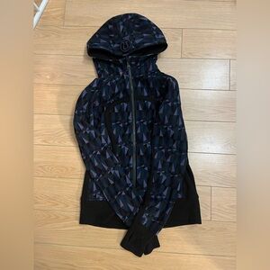 lululemon athletica Women's Black and Blue Geometric Bomber Jacket